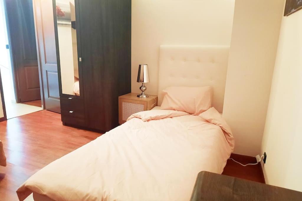 Villa Confortable Avec Jacuzzi A Chevannes Chevannes  Bagian luar foto