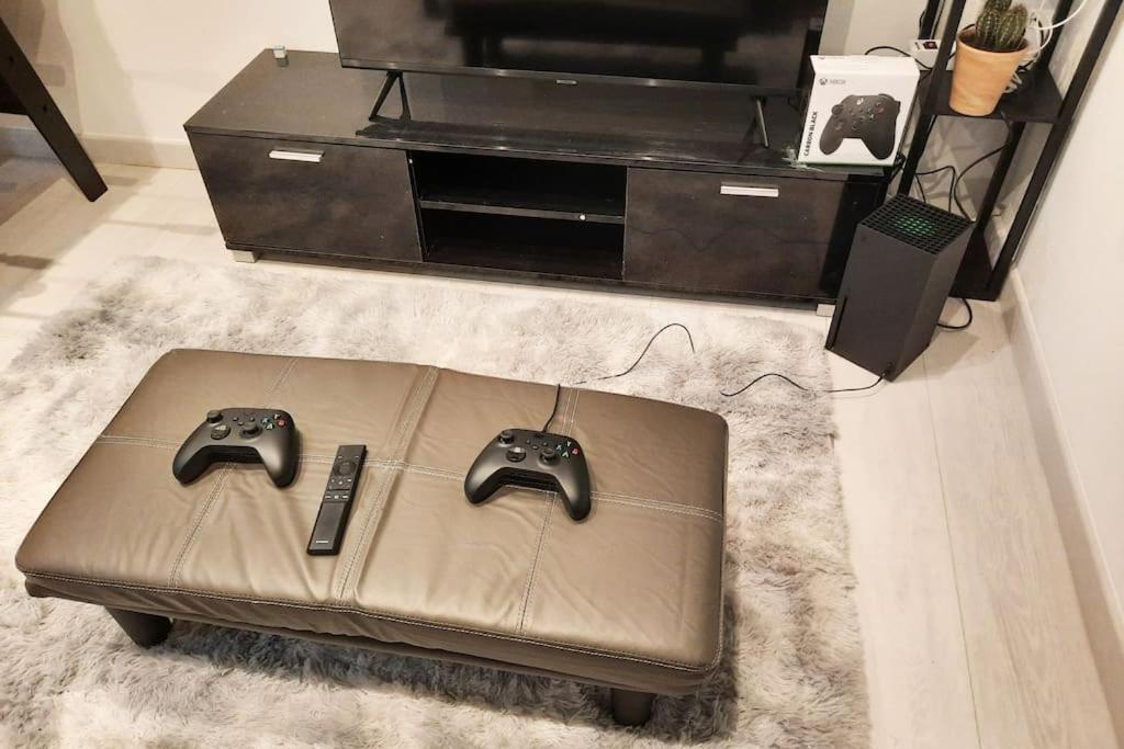 Villa Confortable Avec Jacuzzi A Chevannes Chevannes  Bagian luar foto